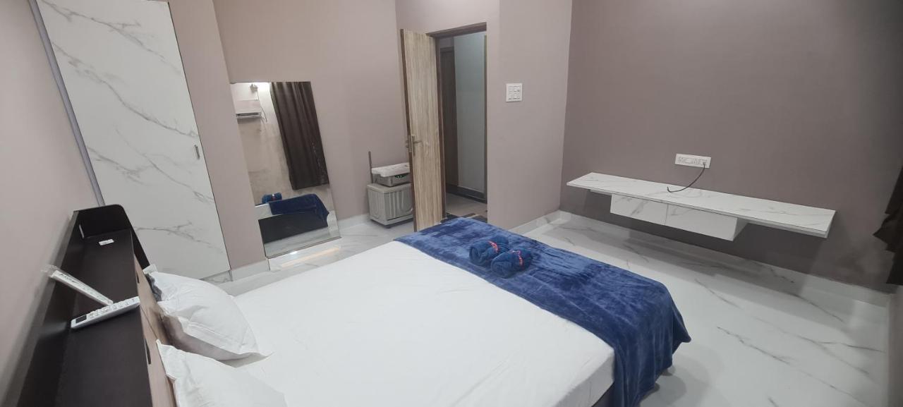 Rk Island View 3 Bedroom Apartment Даболим Екстериор снимка